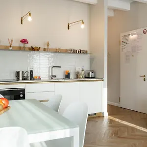 Homethirtyfour , Verona Italia
